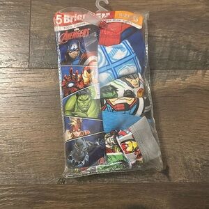 NEW Boy Marvel boys brief size 6